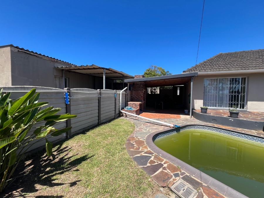 3 Bedroom Property for Sale in Greenfields Eastern Cape